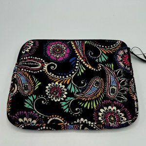 NWT Vera Bradley Quilted Bandana Swirl Padded Tablet Zippered Sleeve Pouch
